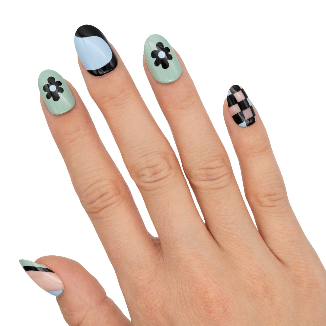Looky Press-On Nails # 49